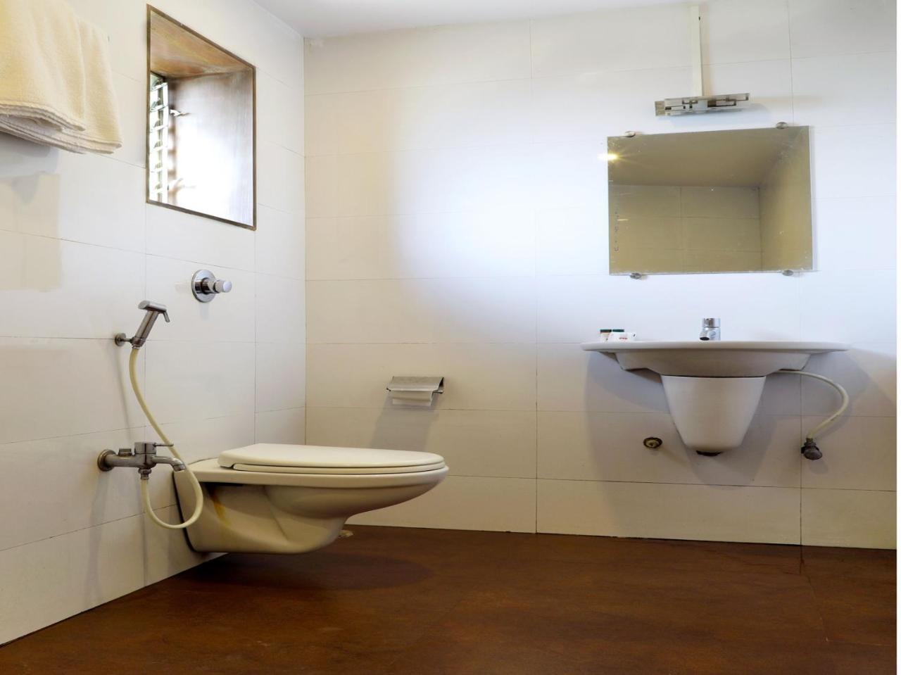 Отель Oyo 3547 Raj Guru Residency Ченнаи Экстерьер фото